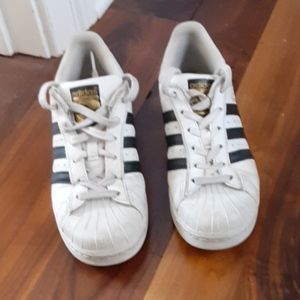 Adidas Superstar